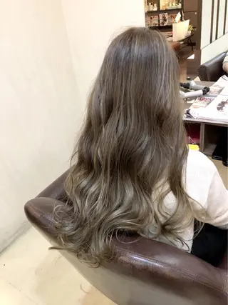 ロング カラー 指名支持率NO.1 スタイリストのヘアスタイル