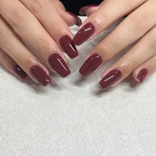 ネイル パラジェルサロン 大人女性が通うサロンのネイルデザイン