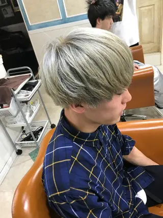 ショート en Siena所属・en Siena エンシエナのヘアスタイル