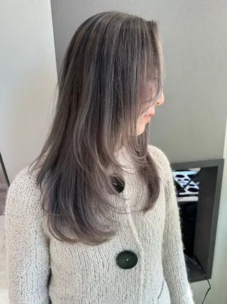 ロング AIRI layer cut hairのヘアスタイル