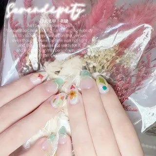 ネイル 美人計ネイルサロン所属・中山 美月のネイルデザイン