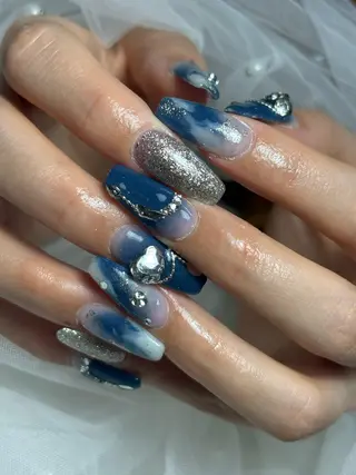 ネイル ✴︎ Delightのネイルデザイン
