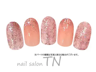 ネイル 矢川 まどかのネイルデザイン