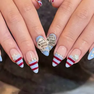 ネイル natsumi 🎀のネイルデザイン