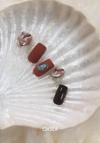 ネイル 🌞💜 KAORI 🌴のネイルデザイン