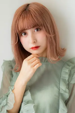 ミディアム カラー ARIETTA GINZA 銀座のヘアスタイル