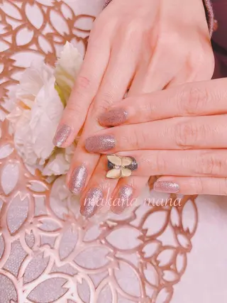 ネイル Makana Mana所属・Makana Manaのネイルデザイン