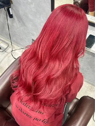 セミロング 🐶カラー特化🌈 池袋/ハイトーン/陸のヘアスタイル