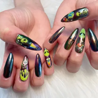 ネイル ゴテゴテ💙ワンホン リオナのネイルデザイン