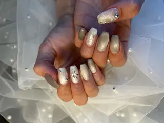 ネイル ✴︎ Delightのネイルデザイン