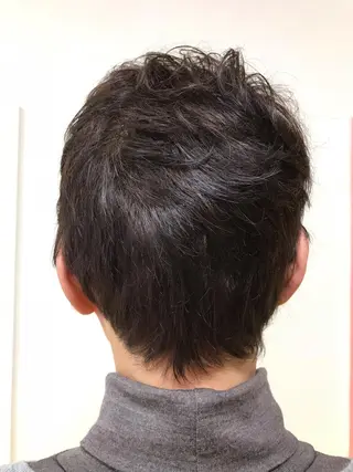 ショート カラー 横田 尚登のヘアスタイル