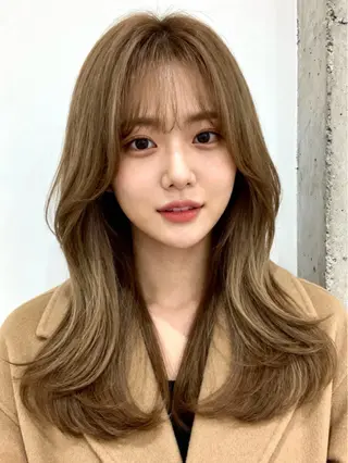 セミロング カラー 韓国レイヤーカット 🫧大阪梅田レイヤーのヘアスタイル