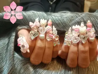 ネイル Hana Bloom Nail Salonのネイルデザイン