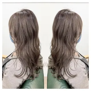 ロング カラー 村山 茉衣のヘアスタイル