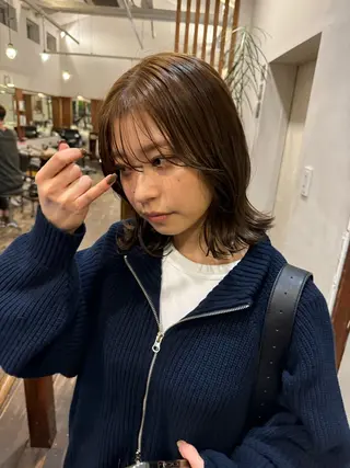 カラー MOK大阪梅田店 Asahiのヘアスタイル