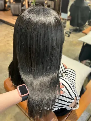 ロング カラー 🫧縮毛矯正支持率 No.1 ほのか🫧のヘアスタイル