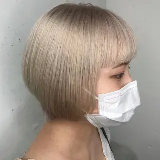 ショート カラー パーマ ヘアアレンジ ネイル マツエク・マツパ 八巻 晴香のヘアスタイル