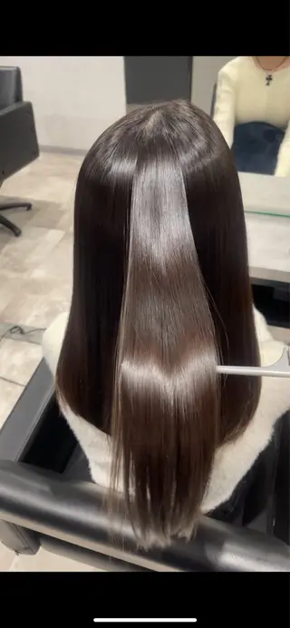 セミロング neo.所属・🎀neo.RIN/ 透け感艶カラー🎀のヘアスタイル