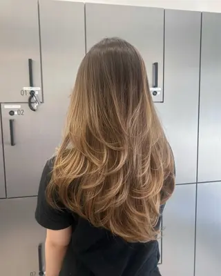 ロング 大人レイヤー/艶美髪 🇺🇸TOMONAのヘアスタイル