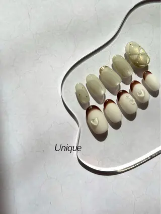 ネイル Unique 【ユニーク】のネイルデザイン