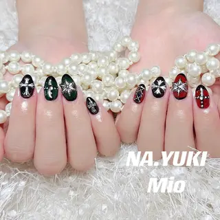 ネイル 🦋 Queenieのネイルデザイン