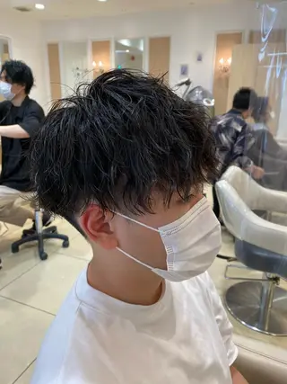 ショート パーマ メンズ メンズ特化型美容師 栗山勇人のヘアスタイル