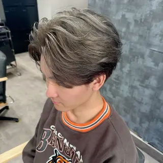 メンズ 表参道フェザーパーマ ニュアンスパーマのヘアスタイル