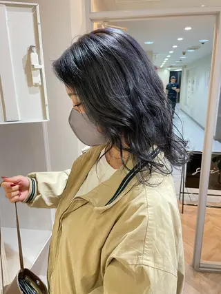 セミロング カラー akane .のヘアスタイル