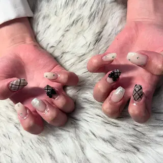 ミディアム mao .のネイルデザイン