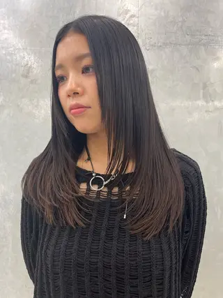 ロング 神作 汐里　江古田 /透明感カラー🌿のヘアスタイル