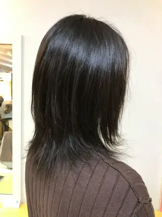 ミディアム 横田 尚登のヘアスタイル