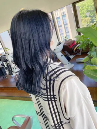 セミロング カラー 土居 正季のヘアスタイル