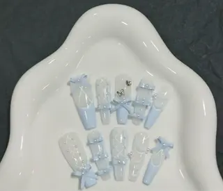 ネイル D-BEAUTY Nailsalonのネイルデザイン