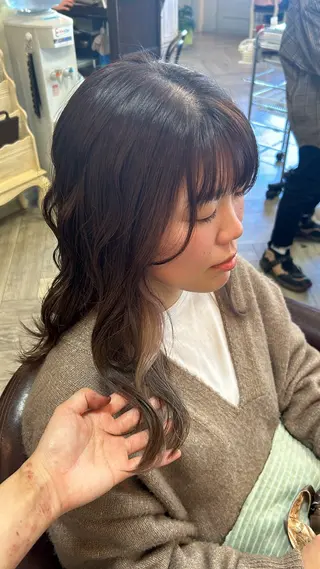 ミディアム カラー アオバ / ハイトーンカラーのヘアスタイル