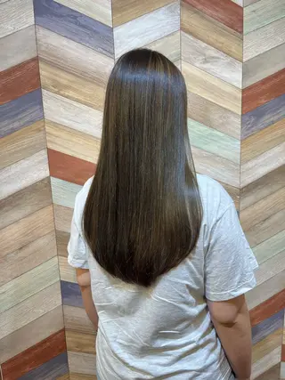 ロング hair trees所属・trife美容師 KAZUMIのヘアスタイル