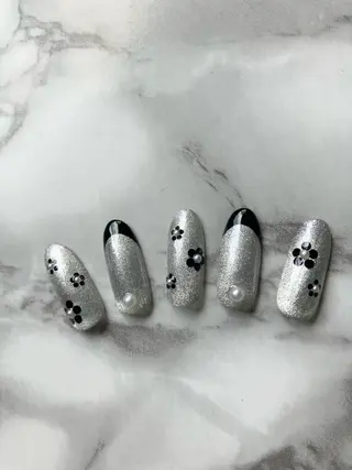 ネイル ネイルサロン D-glowのネイルデザイン