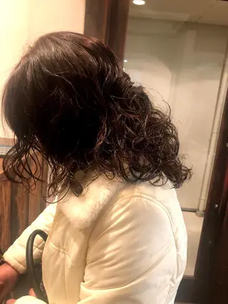 ミディアム 桑原 菜摘のヘアスタイル