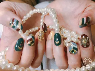 セミロング ネイル 長さ出し専門 nynaのネイルデザイン