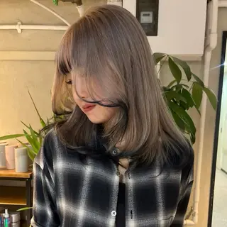 ミディアム カラー ヘアアレンジ ボブハイトーン🦖 デザインMAMIのヘアスタイル