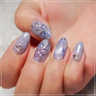 ネイル 山田 麻衣のネイルデザイン