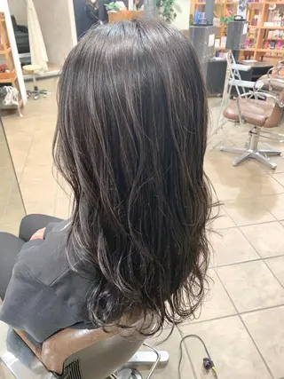 セミロング カラー 明石遼/ベージュ / ピンクのヘアスタイル