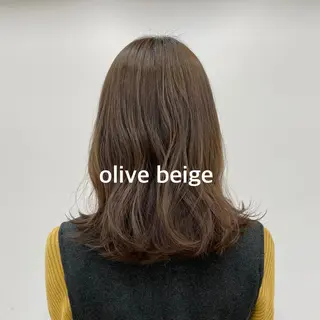 セミロング 暖色カラー推し/ トヤエリコのヘアスタイル