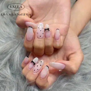 ネイル LIB VALLA Yuri🍭🖤のネイルデザイン