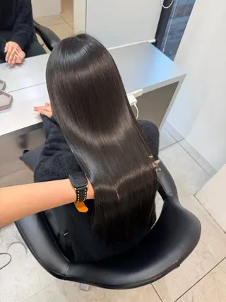 ロング 艶髪/縮毛矯正/ Core mikuaのヘアスタイル