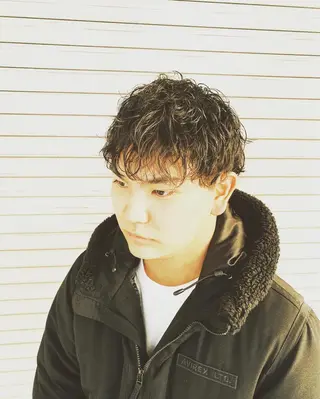 ショート パーマ メンズ CARNEL所属・メンズ専門CANEL かずまのヘアスタイル