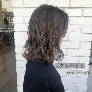 ミディアム 中尾 未希のヘアスタイル