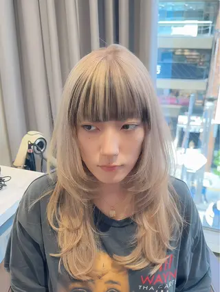 ミディアム カラー SALOWIN新宿三丁目【サロウィン】所属・レイヤー🔶髪質改善 🔶透明感カラー青木のヘアスタイル