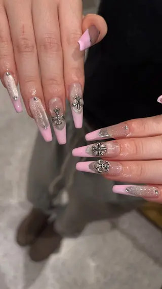 ネイル 👽個性派ネイル🎀 komachiのマツエク・マツパデザイン