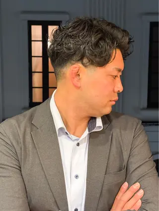 ショート パーマ メンズ DAD BARBERSHOP所属・三宮メンズカット ヨシイッキのヘアスタイル