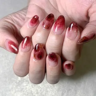 ネイル atelier　FIORITURA所属・FIORITURA aiのネイルデザイン